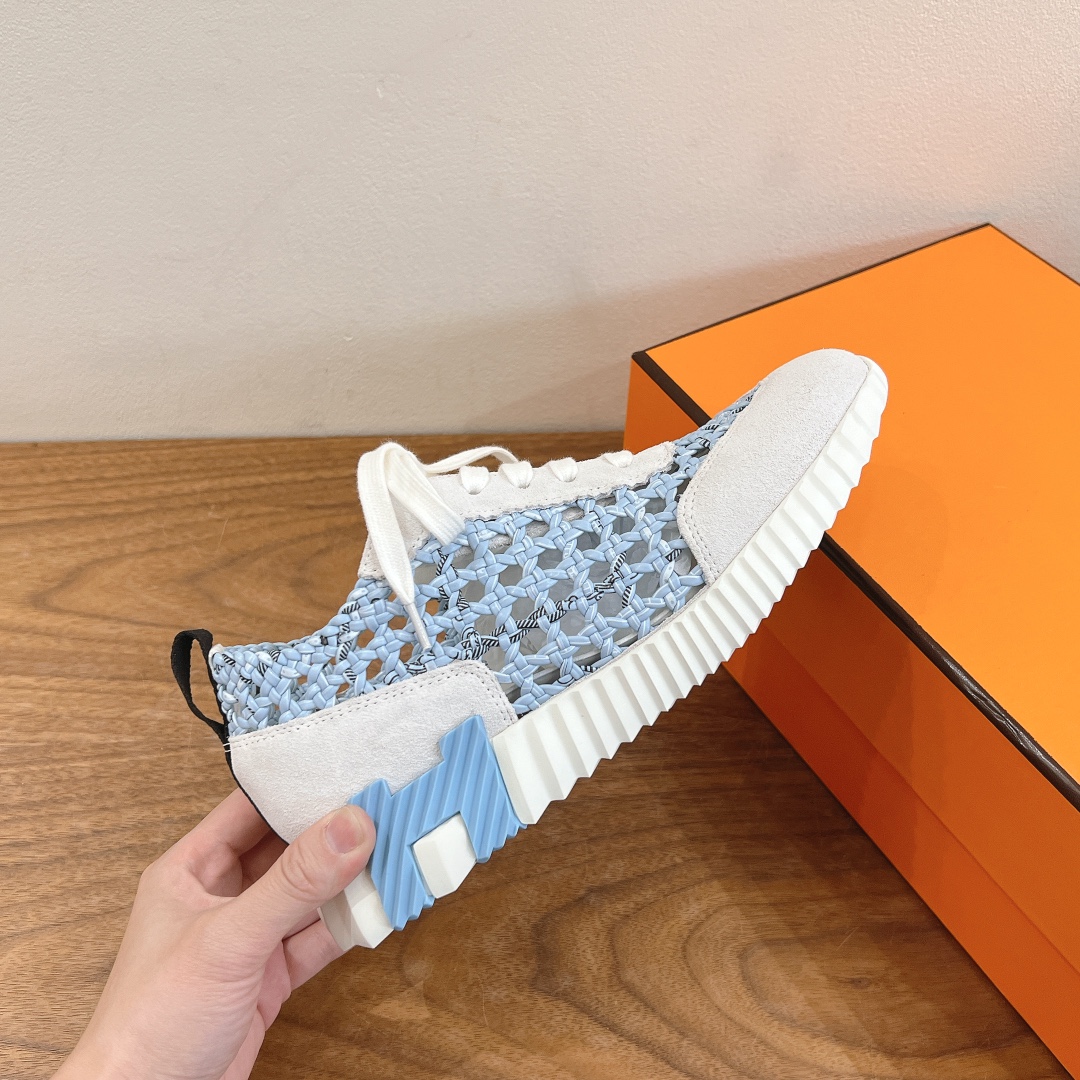 HERMES 02598