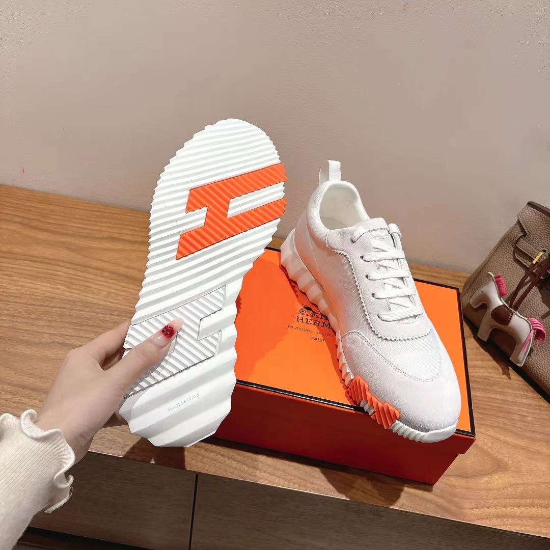HERMES 02639