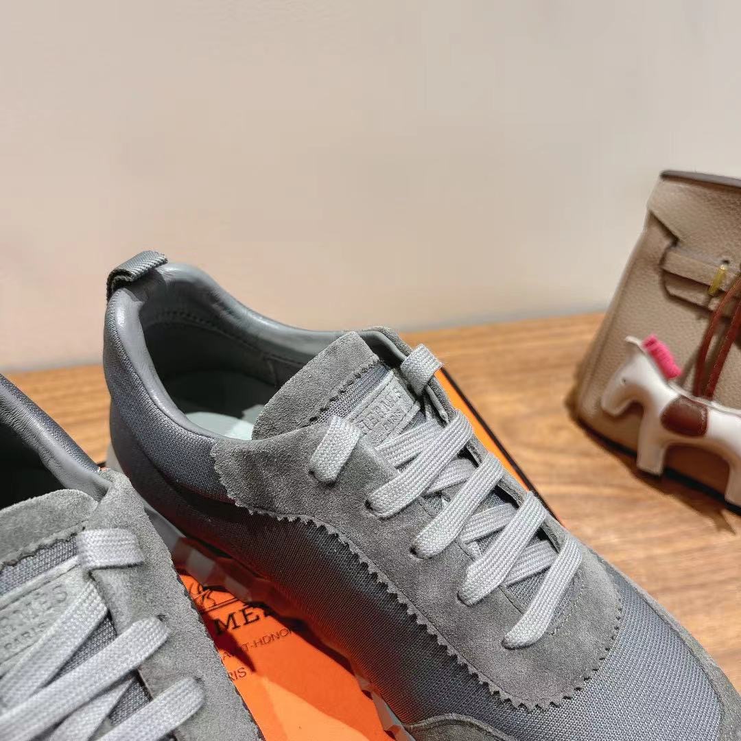 HERMES 02689
