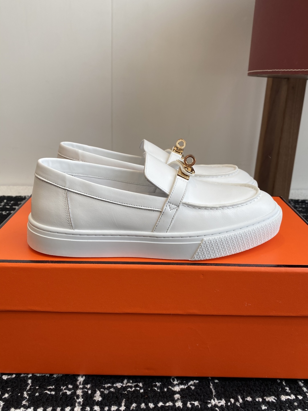 HERMES 02709