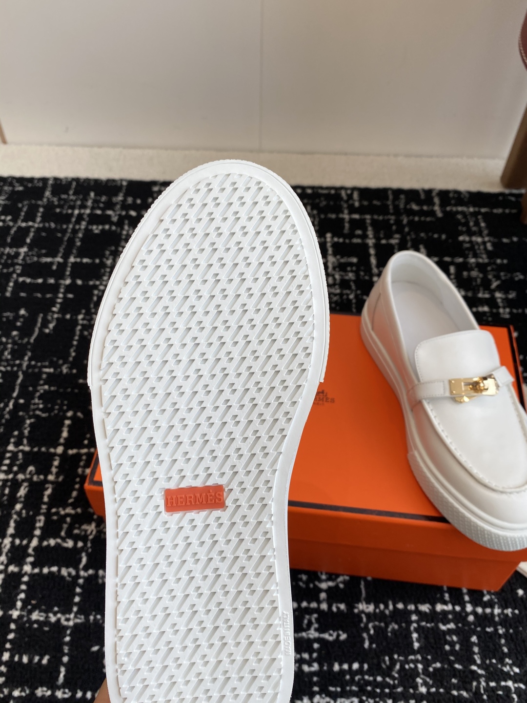 HERMES 02709