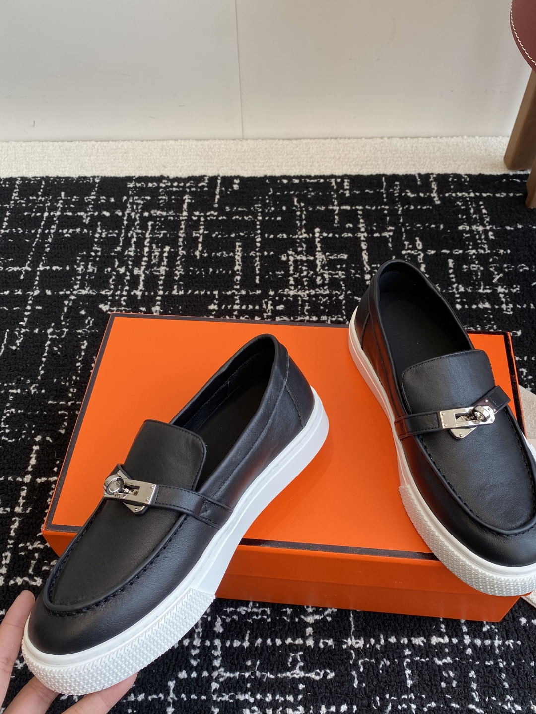 HERMES 02719