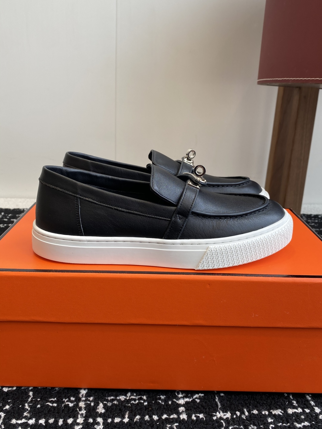 HERMES 02719