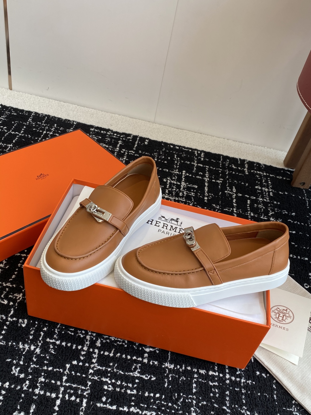 HERMES 02729