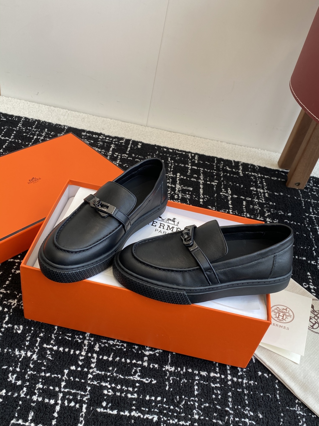 HERMES 02739