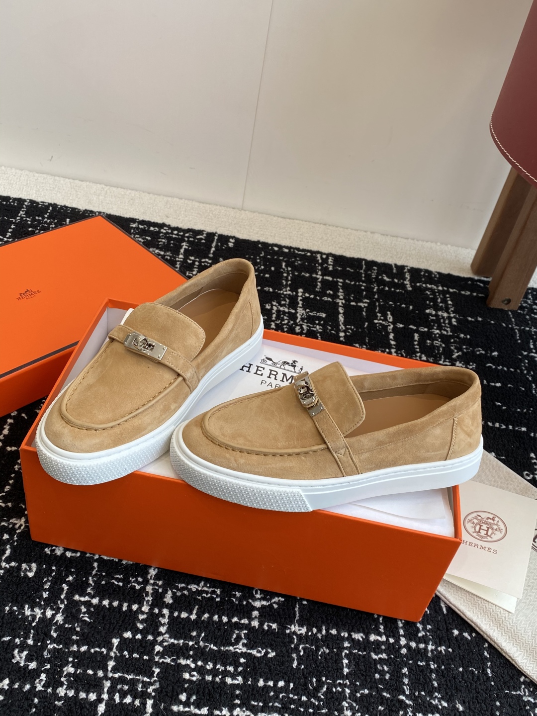 HERMES 02759
