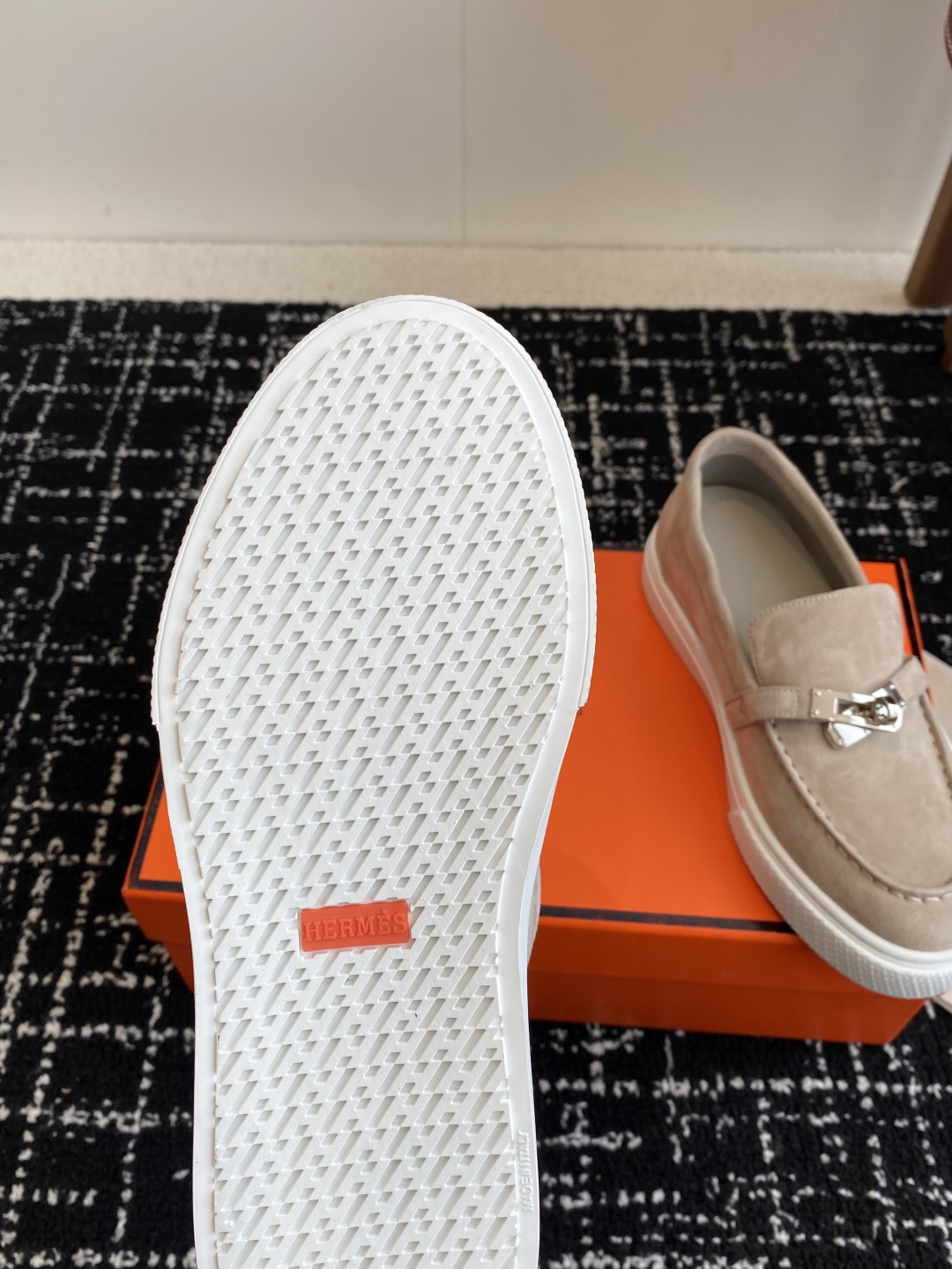 HERMES 02769