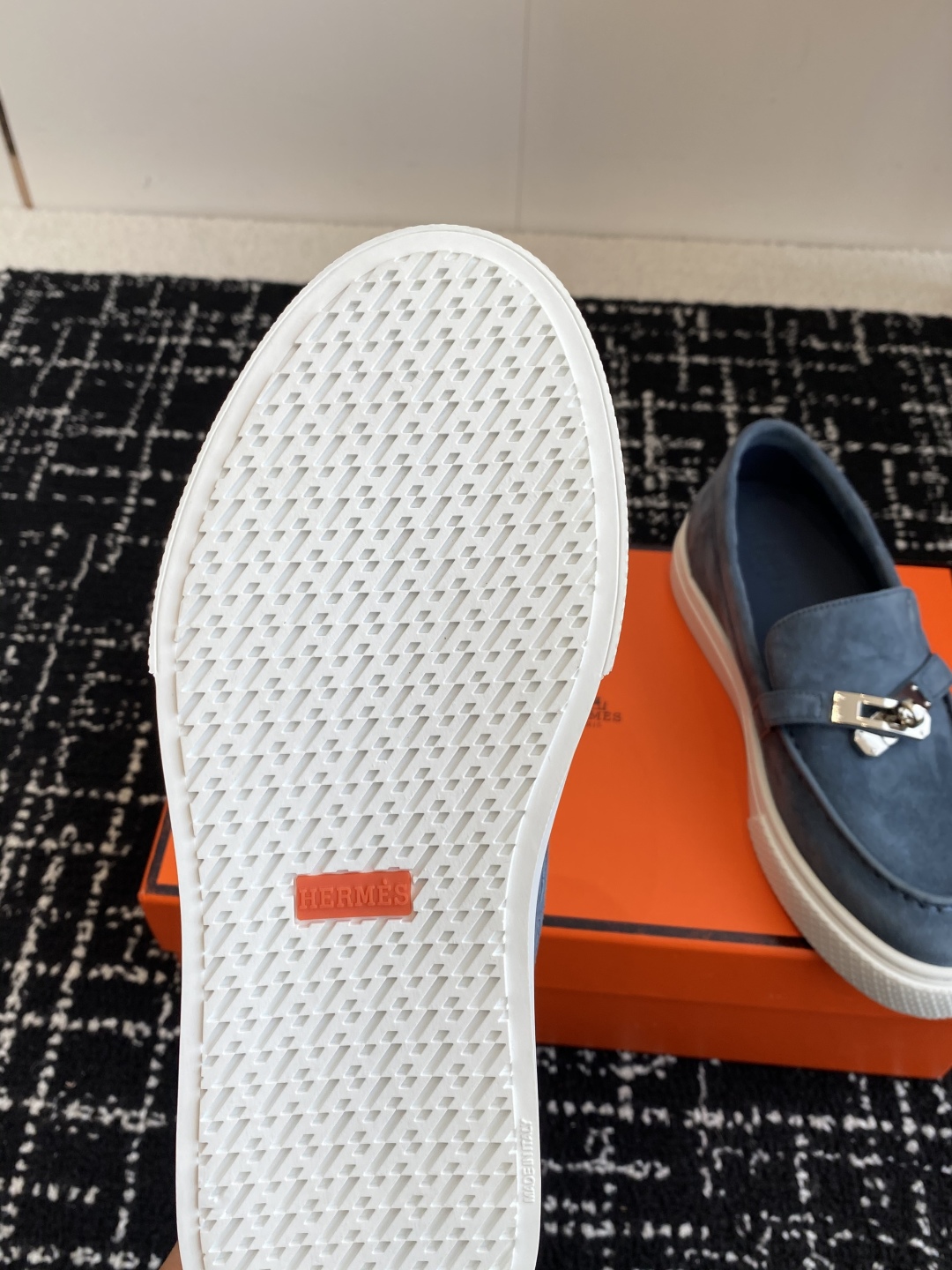 HERMES 02779