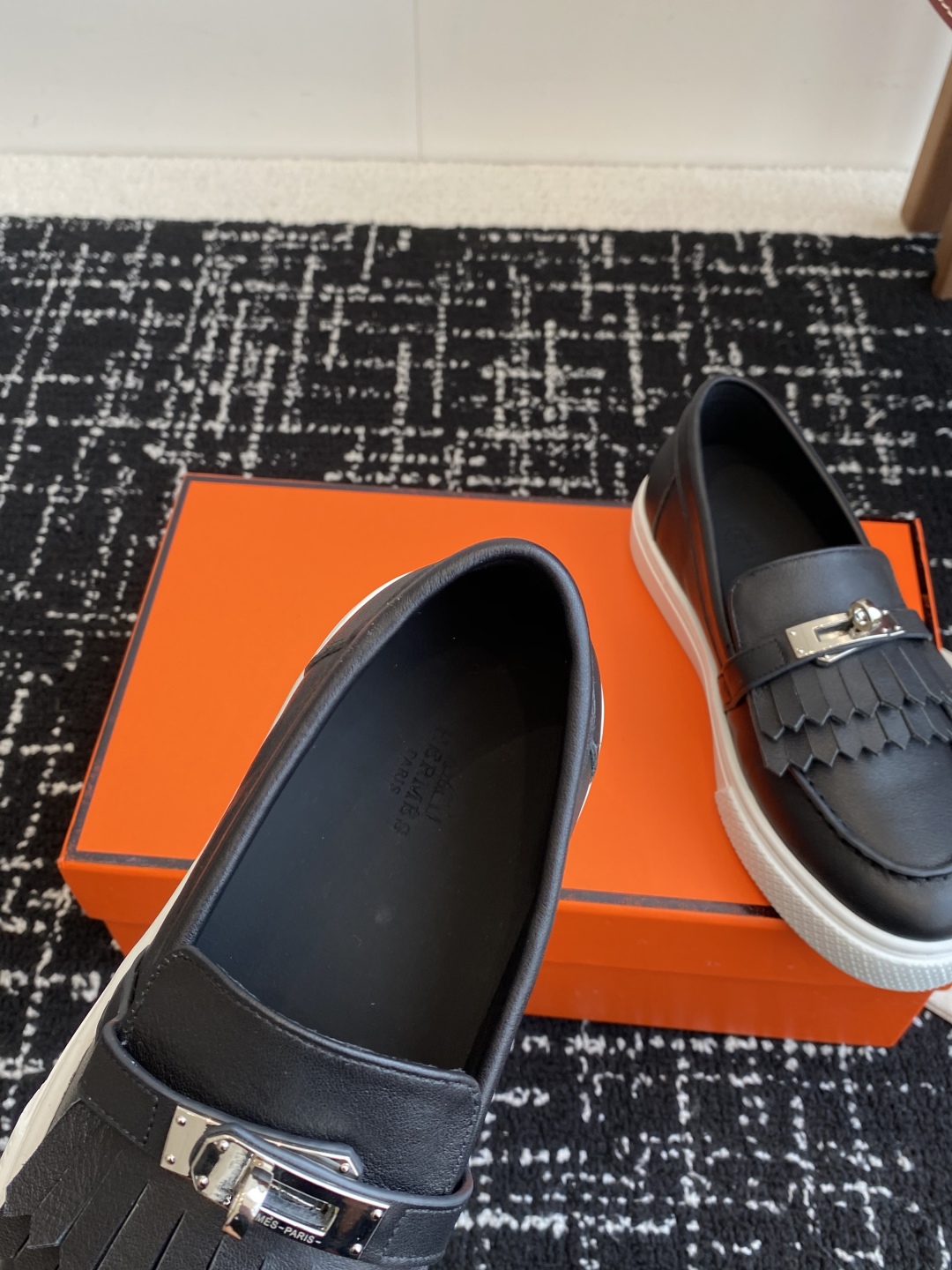 HERMES 02799