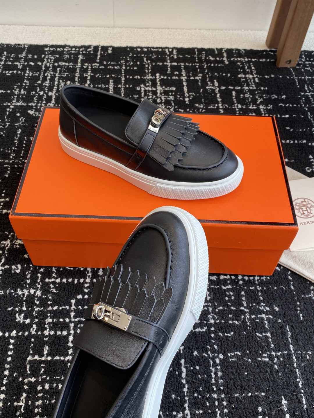 HERMES 02799