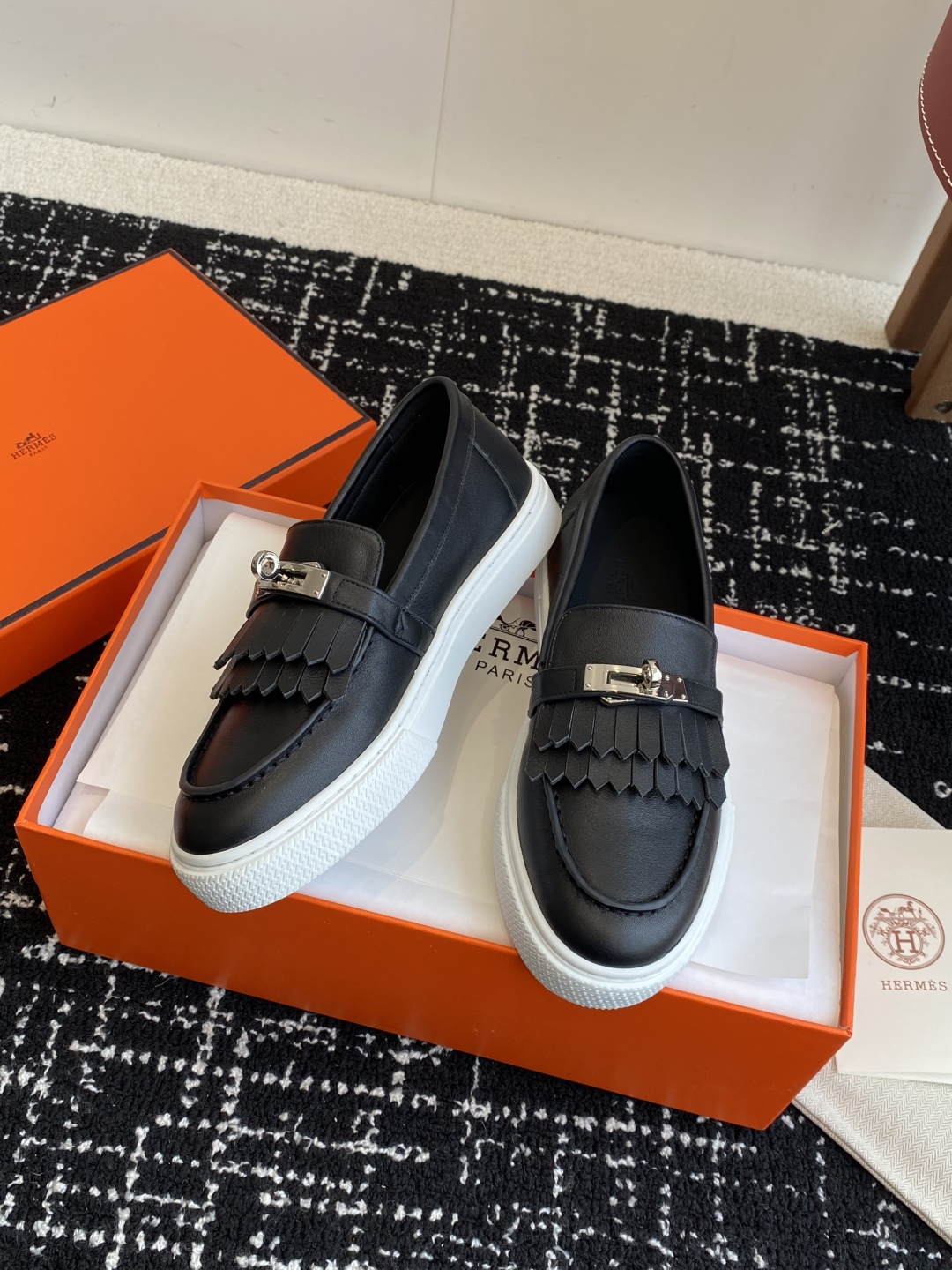 HERMES 02799