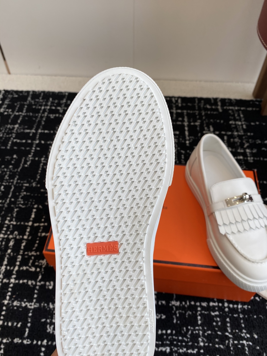 HERMES 02809