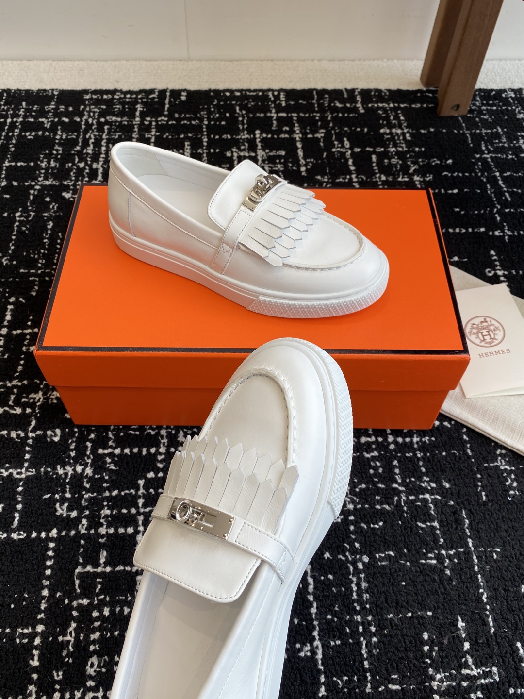 HERMES 02809