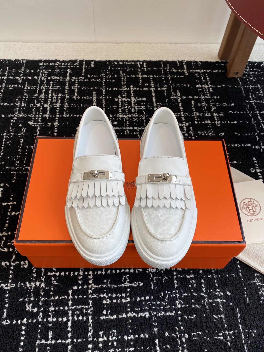 HERMES 02829
