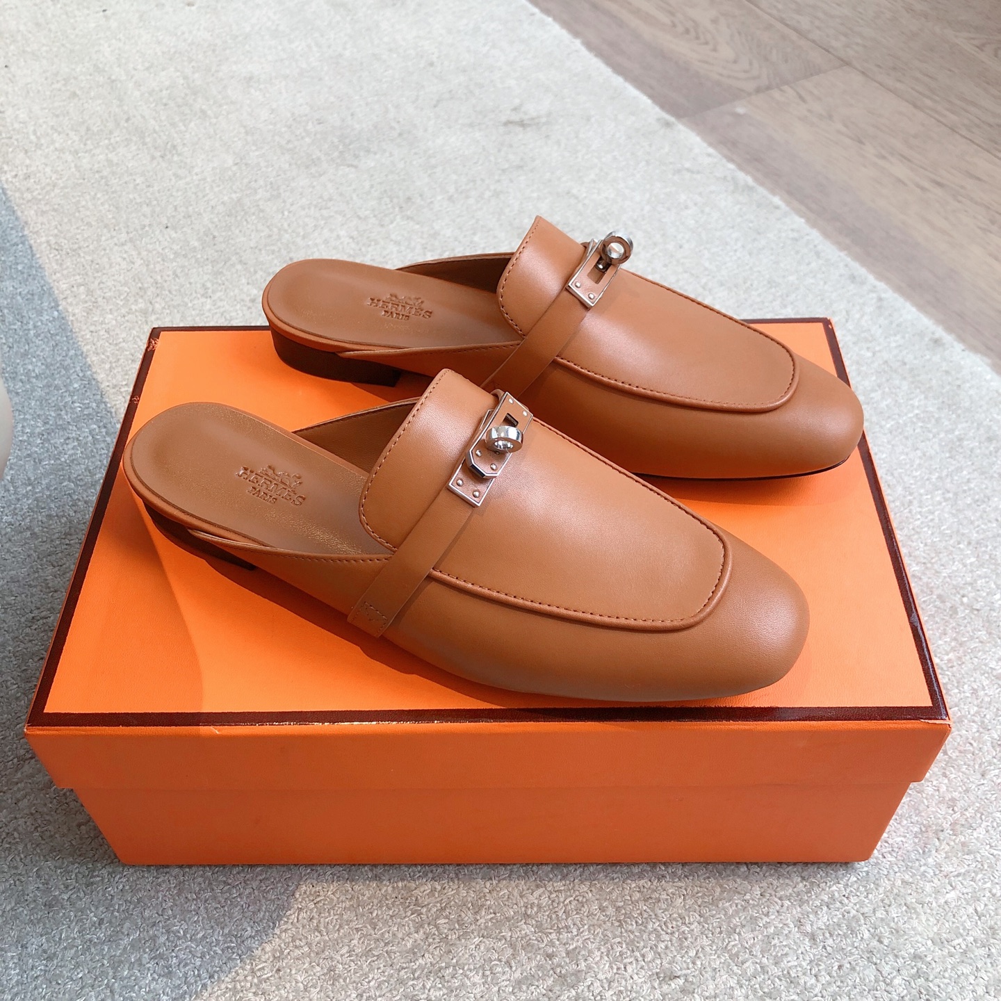 Hermes  Calfskin Oz Mules  Palissandre Sold Out