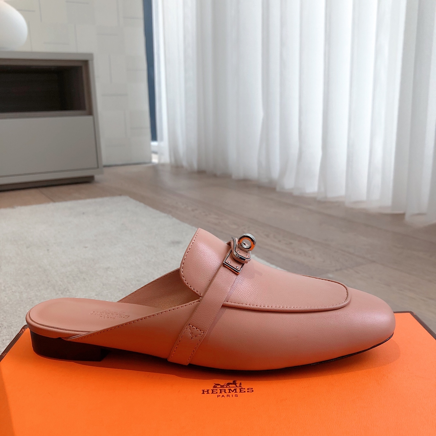 Hermès Hermès Oz Mule Women's Mules pink