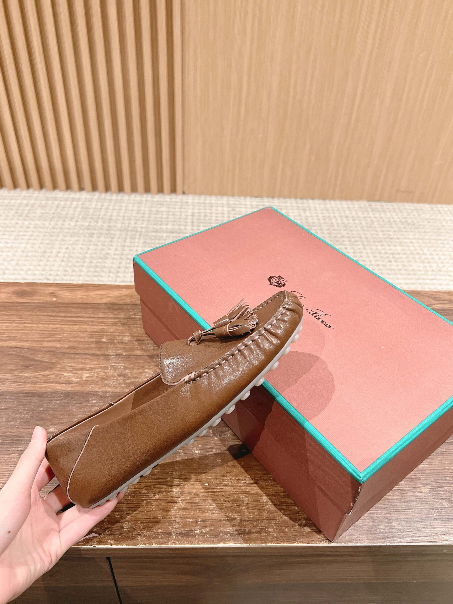 HERMES   0439