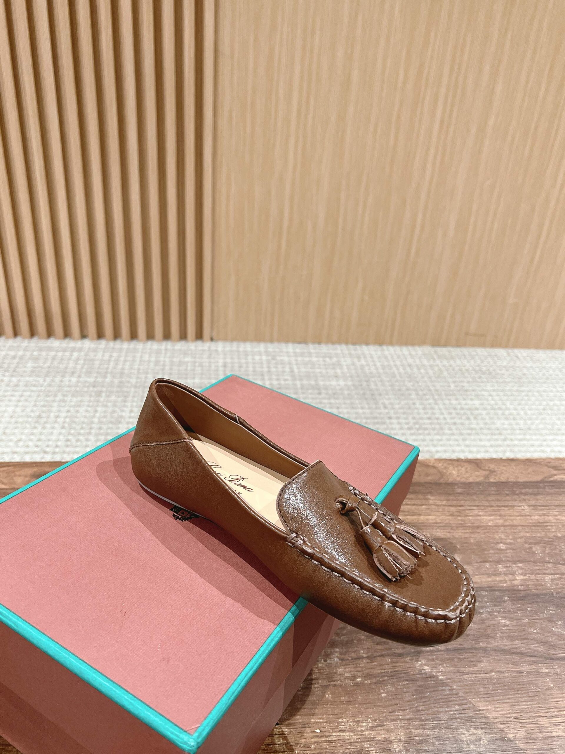 HERMES   0439