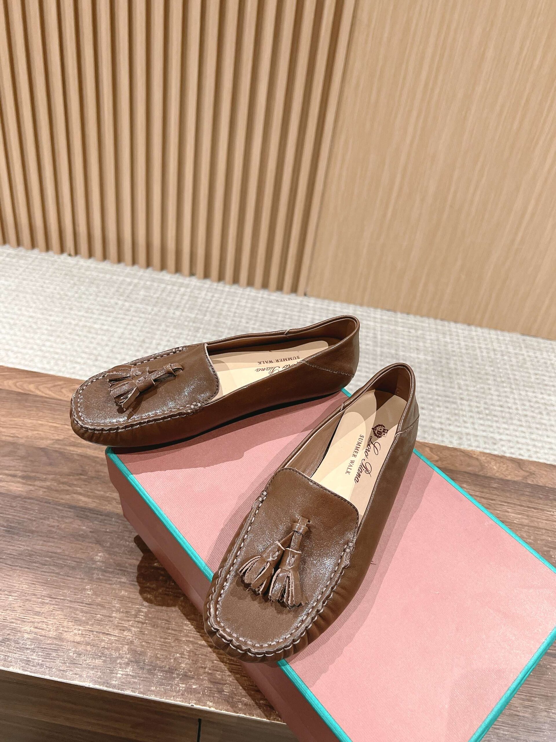 HERMES   0439