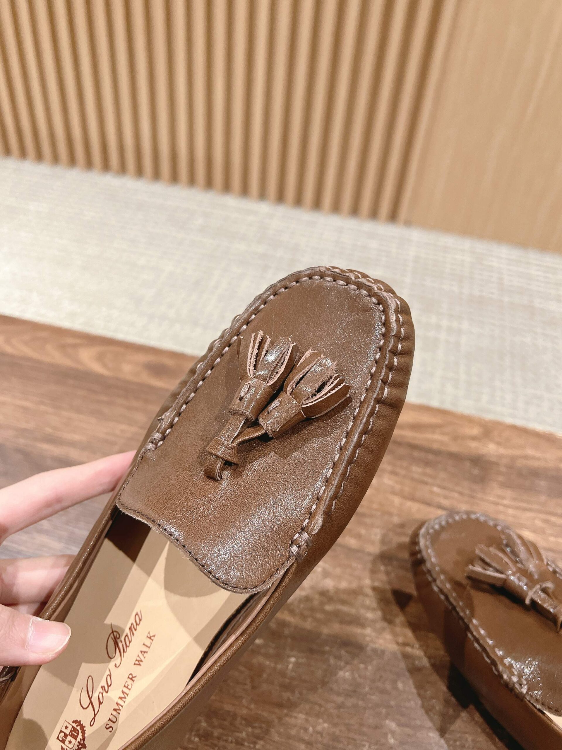 HERMES   0439