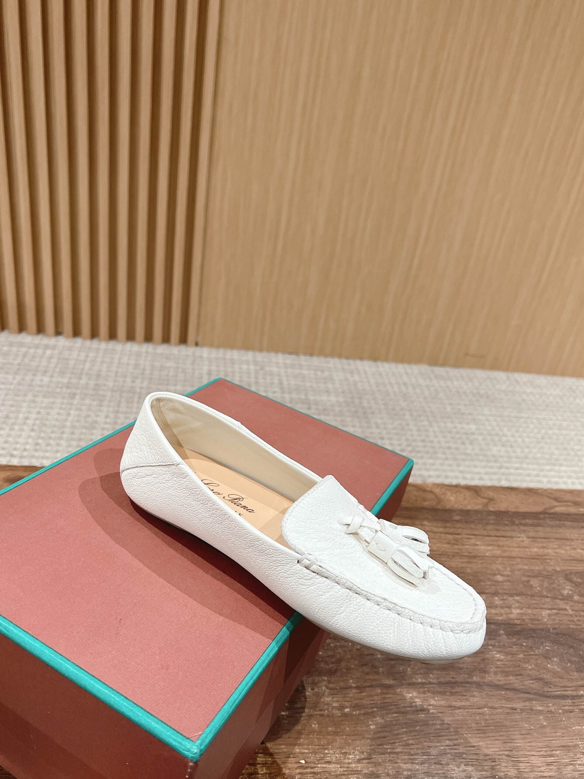 HERMES   0449