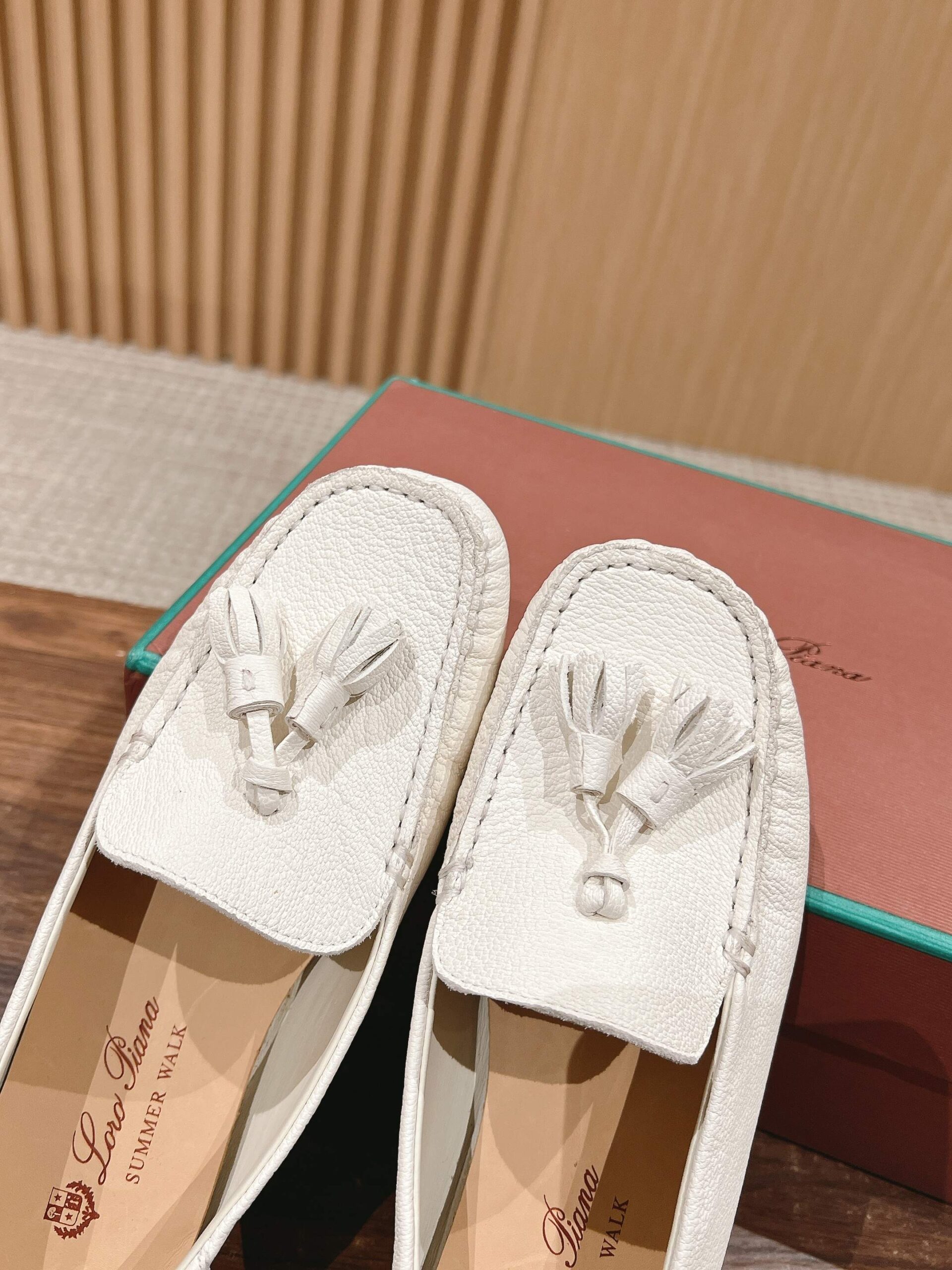 HERMES   0449