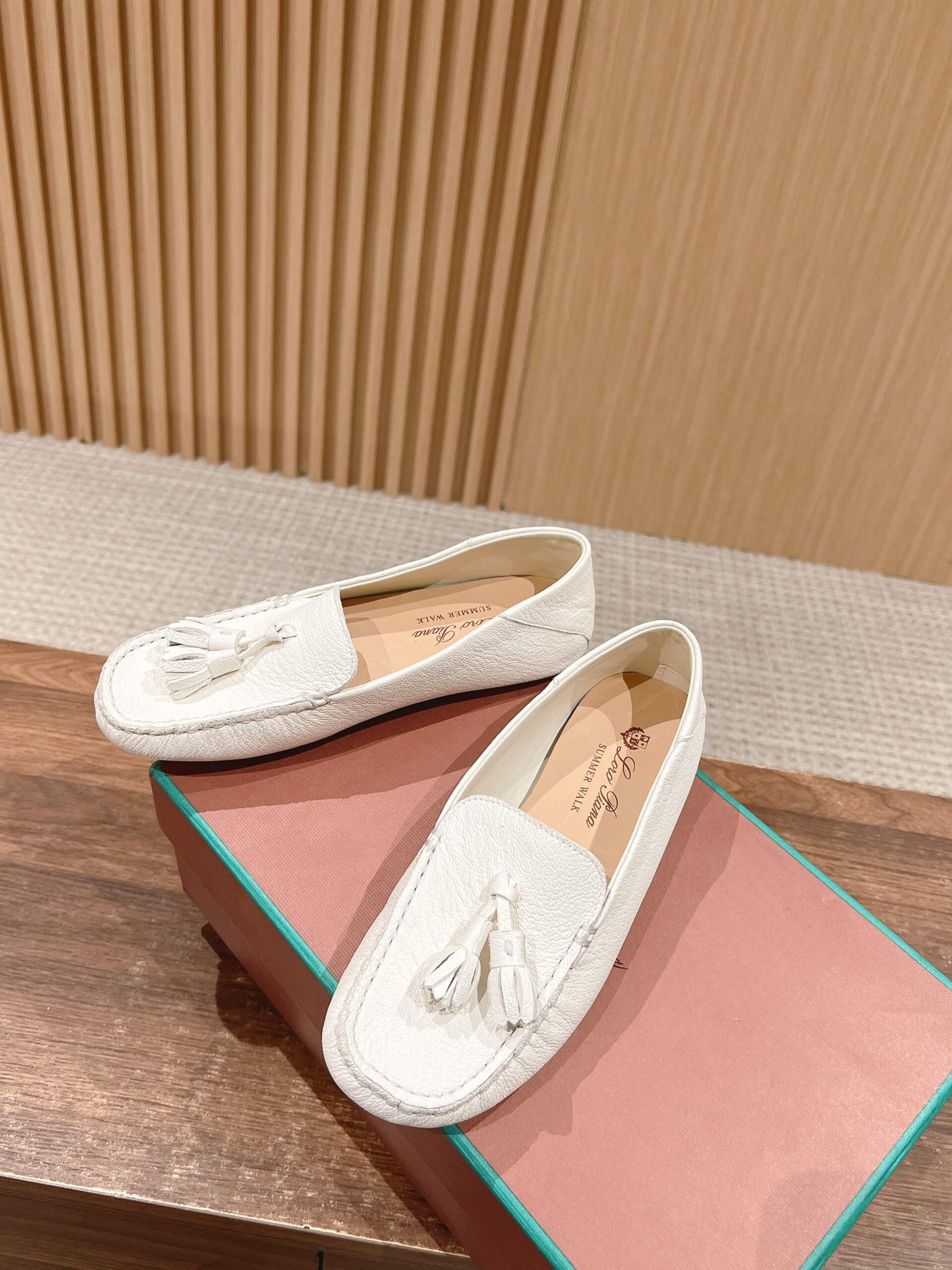 HERMES   0449