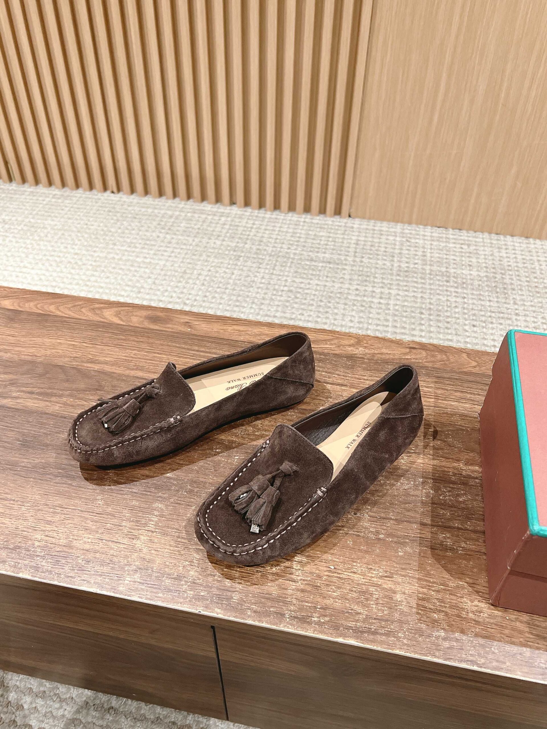 HERMES   0469