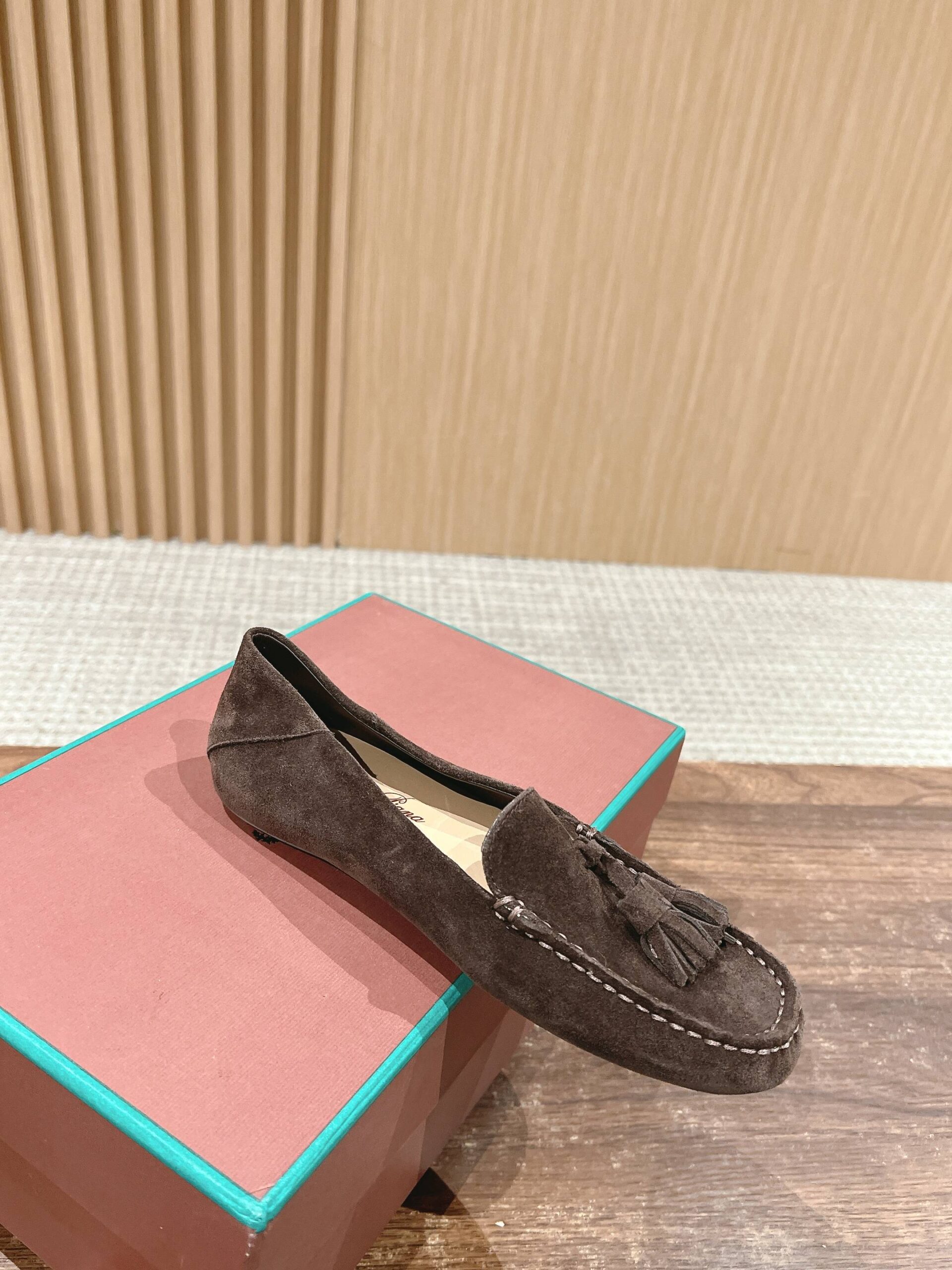 HERMES   0469