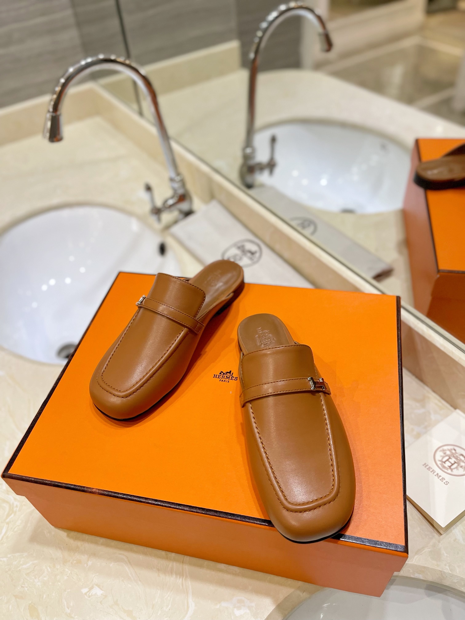 HERMES   0569