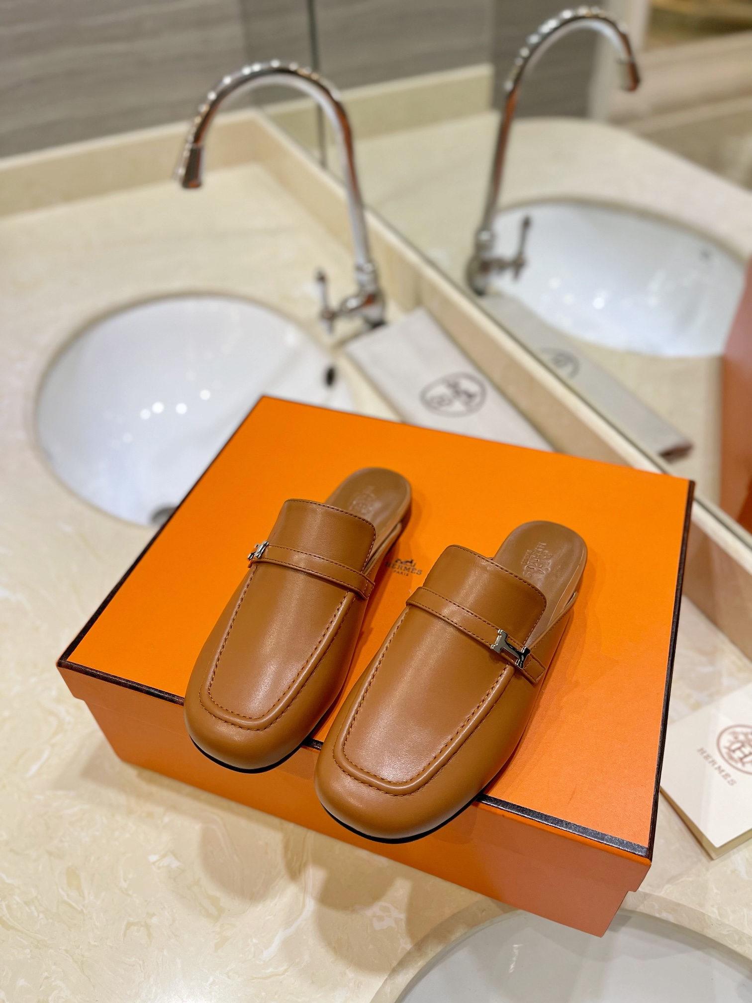HERMES   0569
