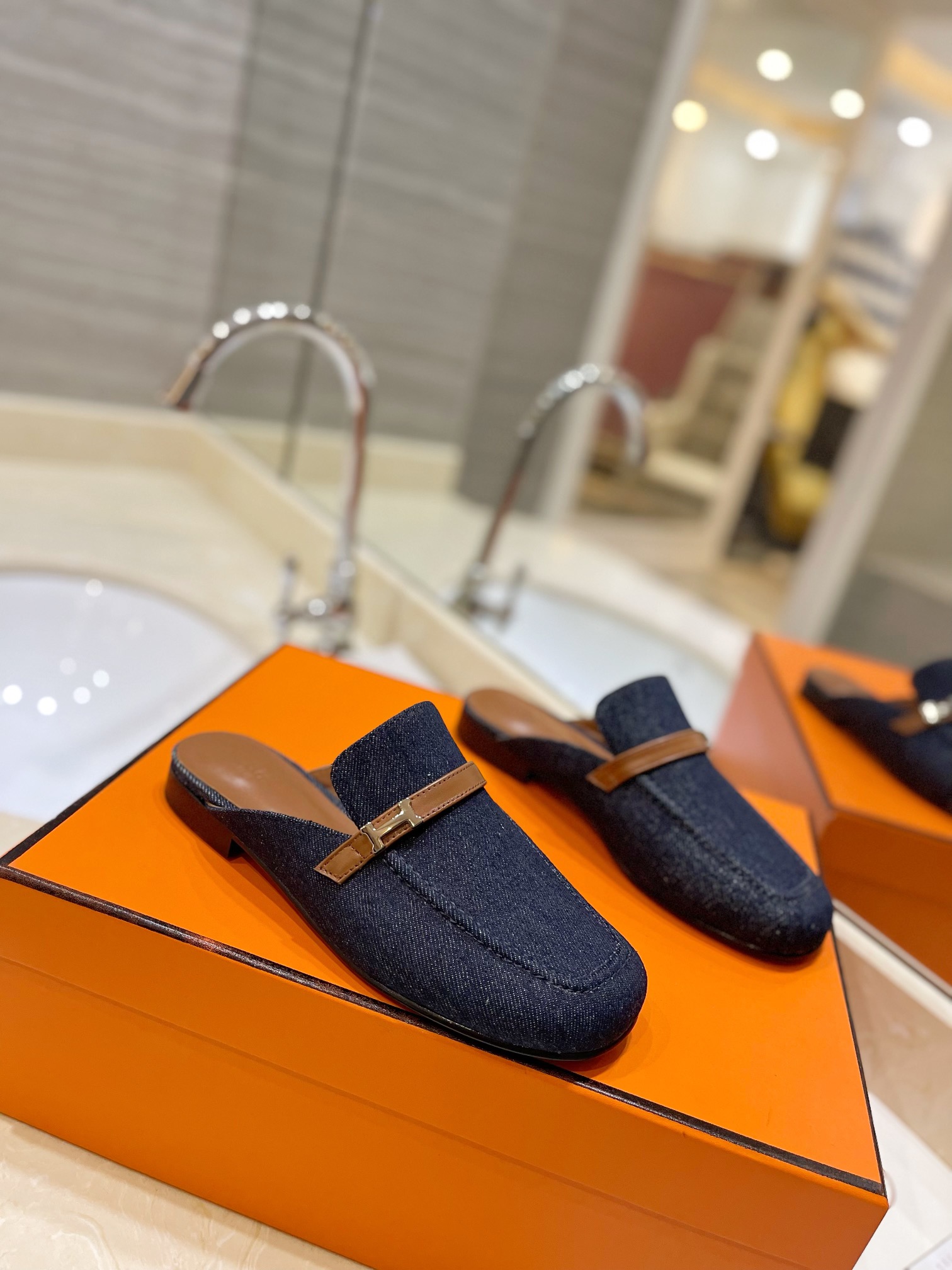 HERMES   0599