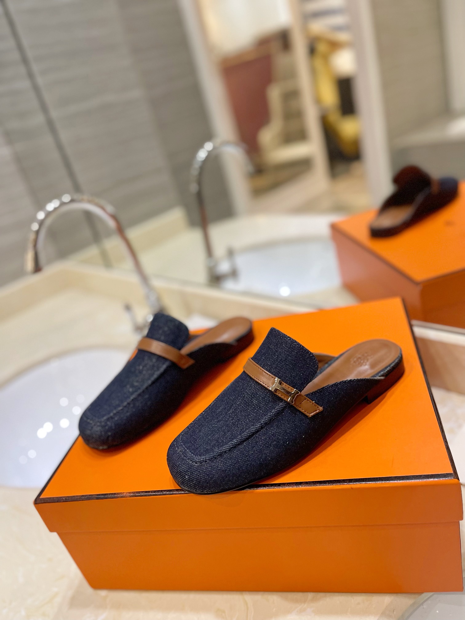 HERMES   0599