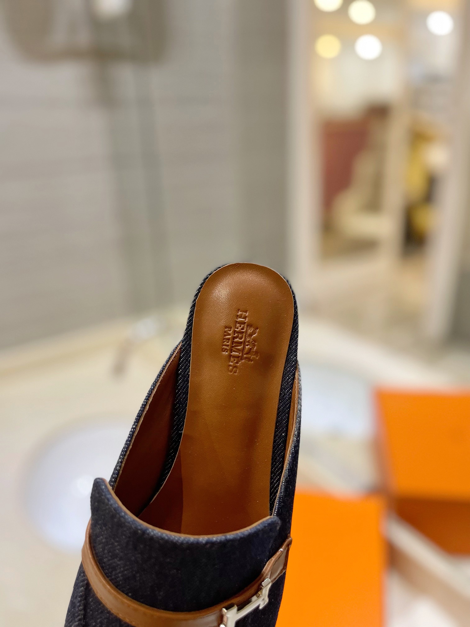 HERMES   0599