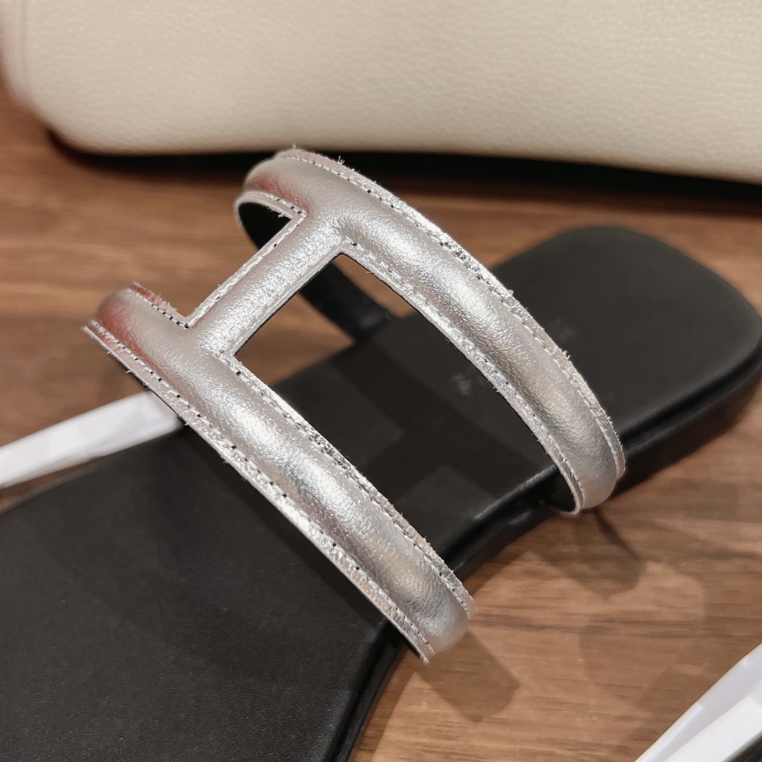 HERMES   0669