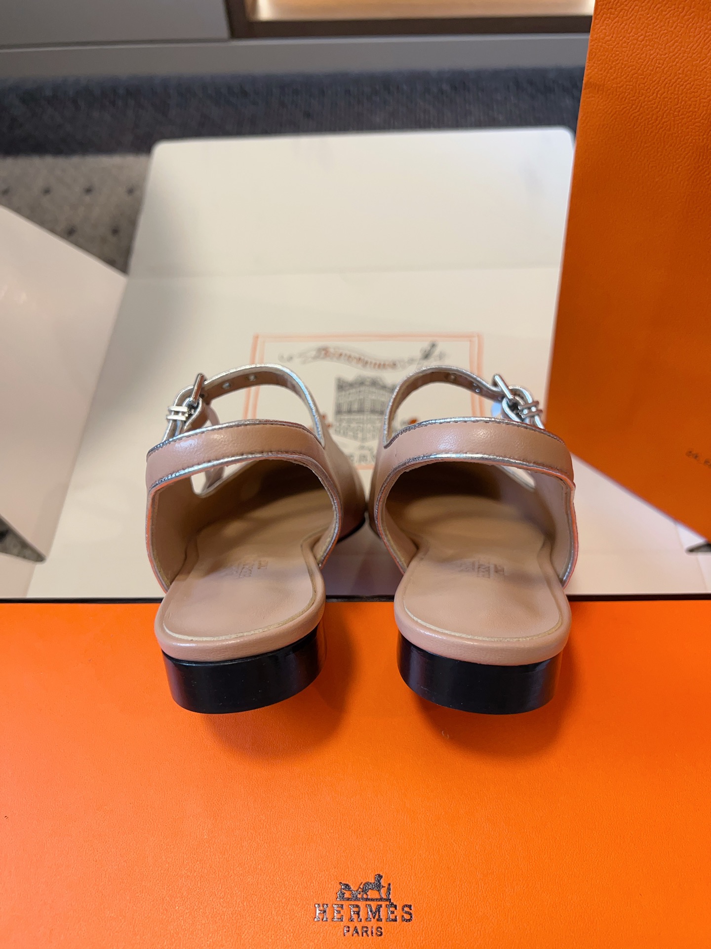 HERMES   0689