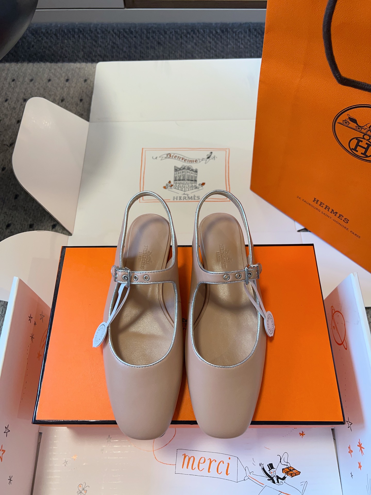 HERMES   0689
