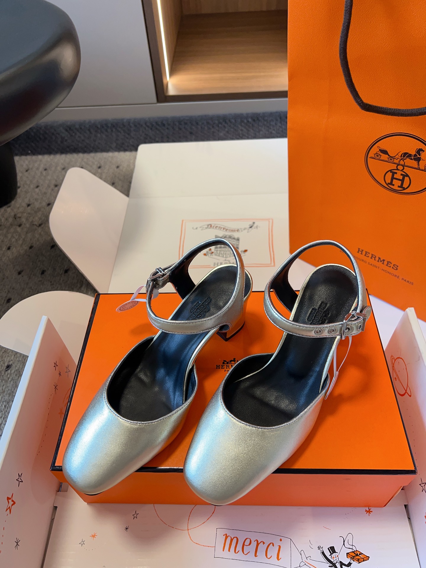 HERMES   0719