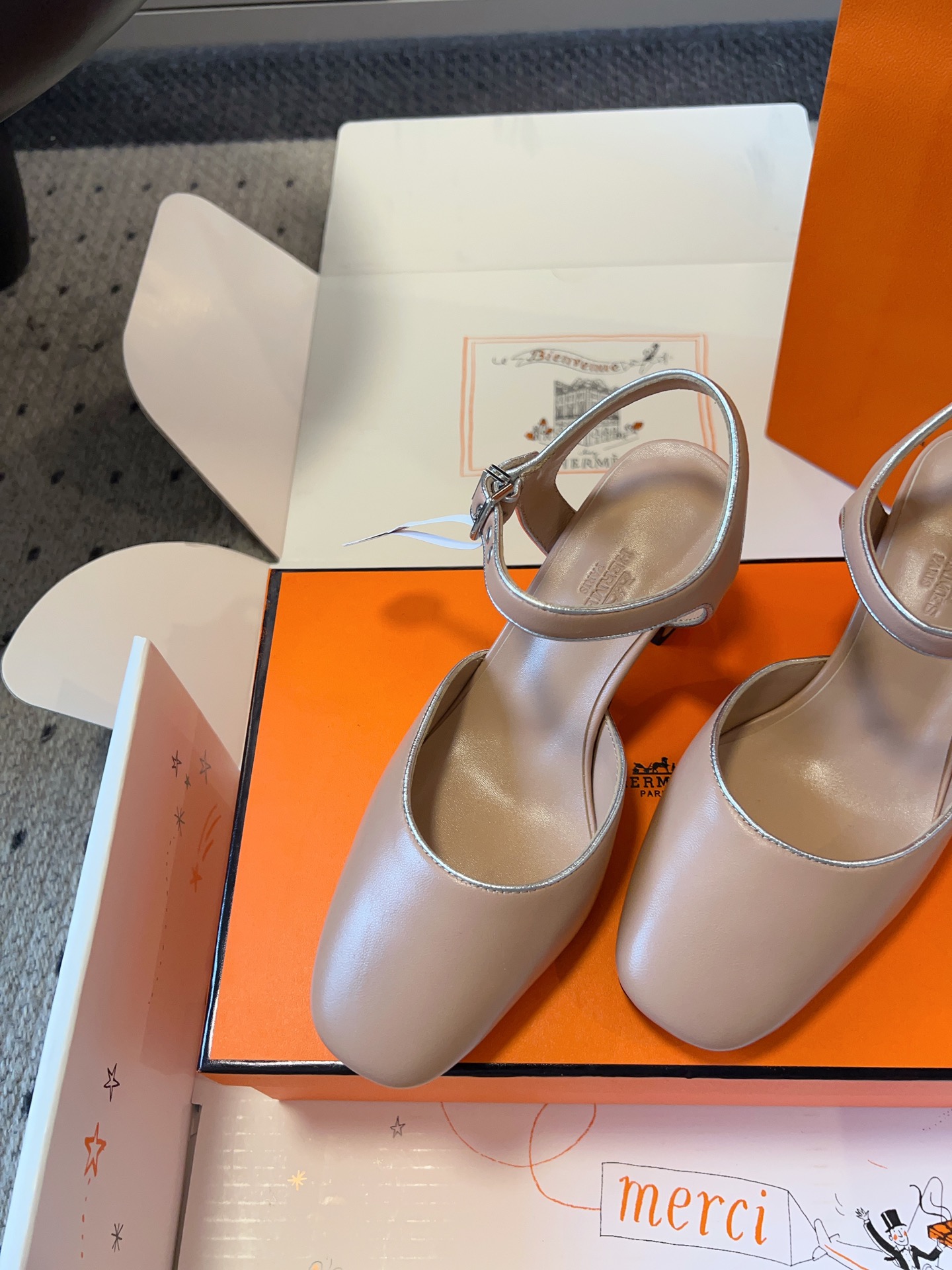 HERMES   0729
