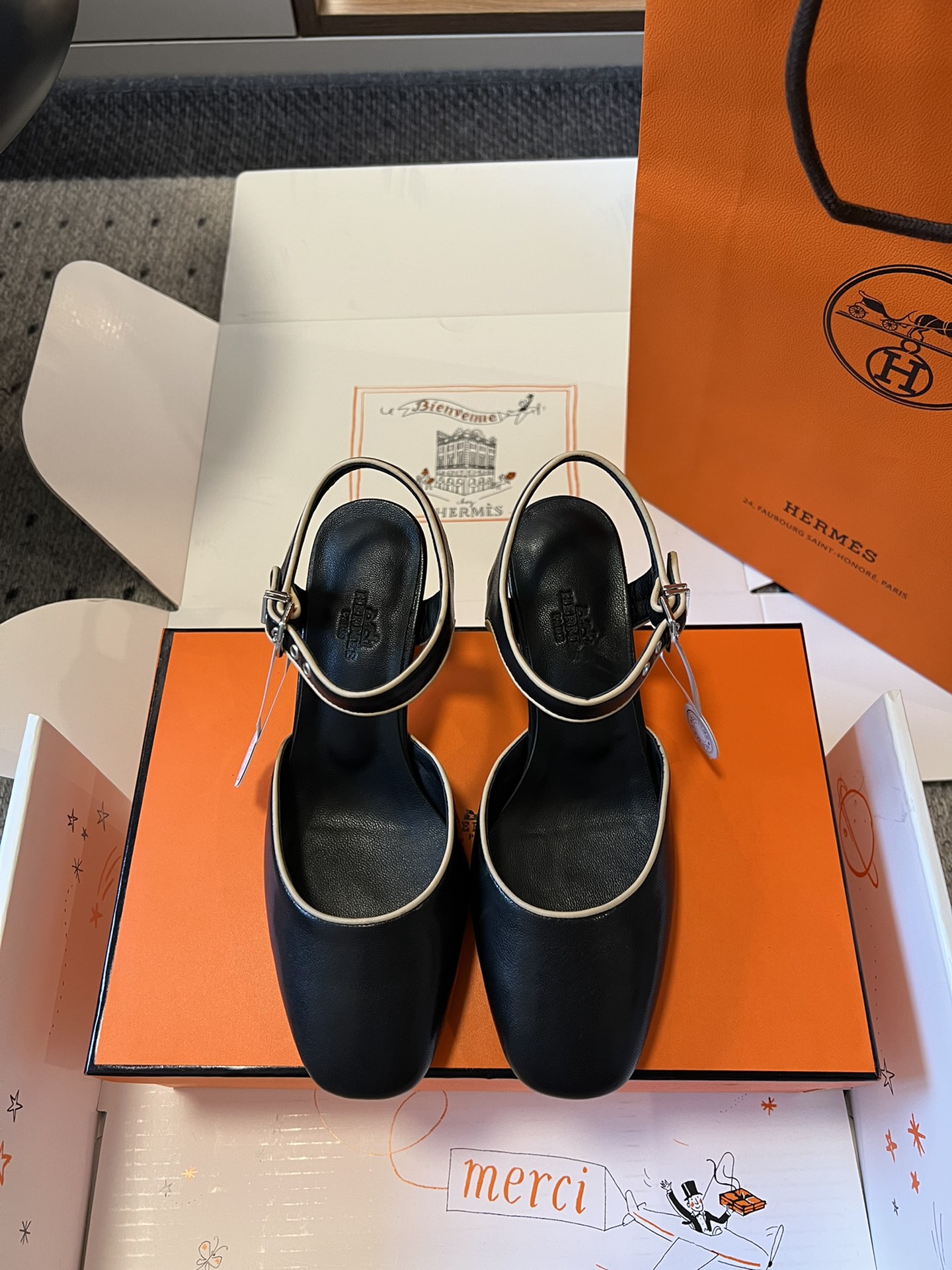 HERMES   0739