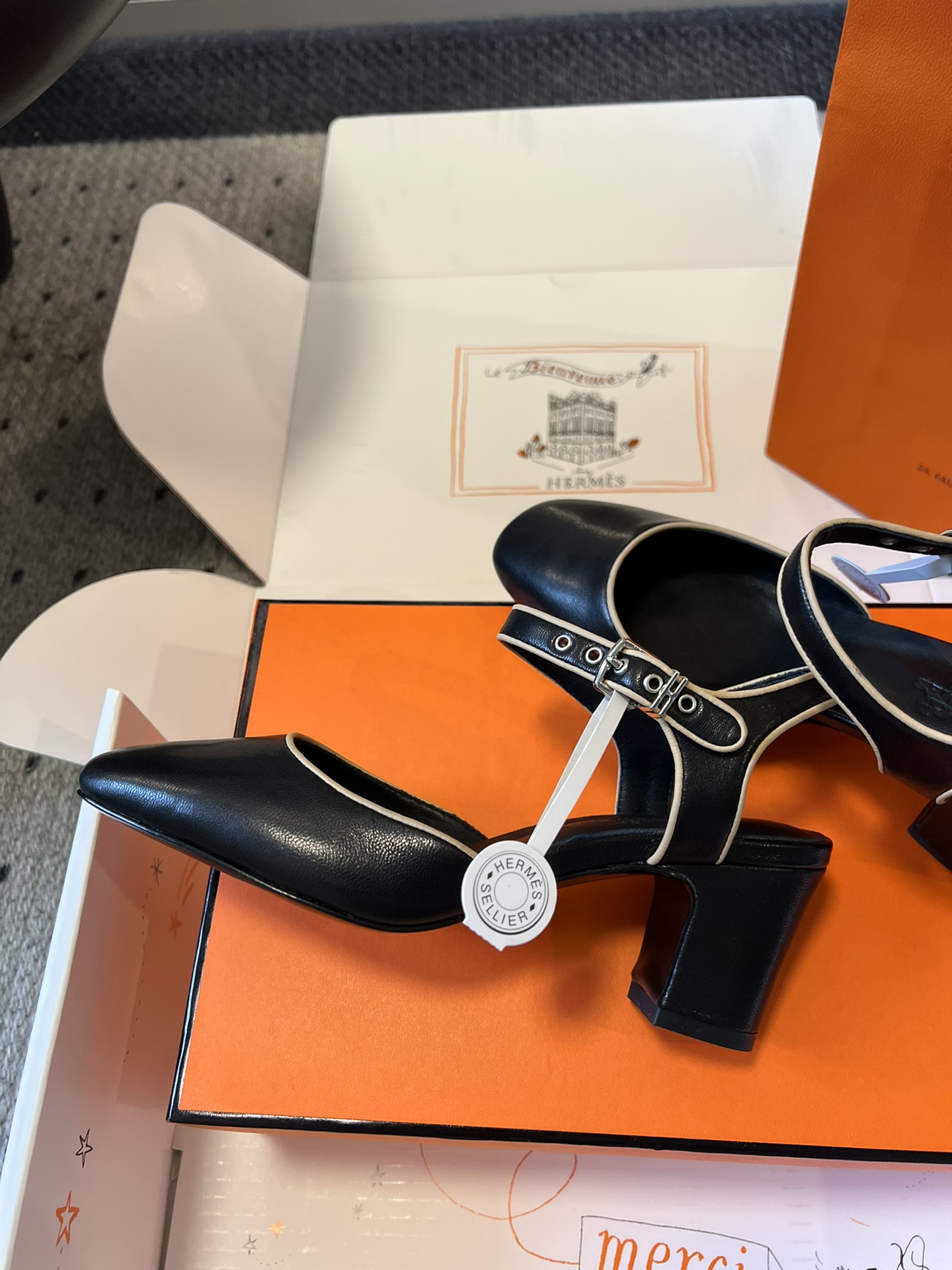 HERMES   0739