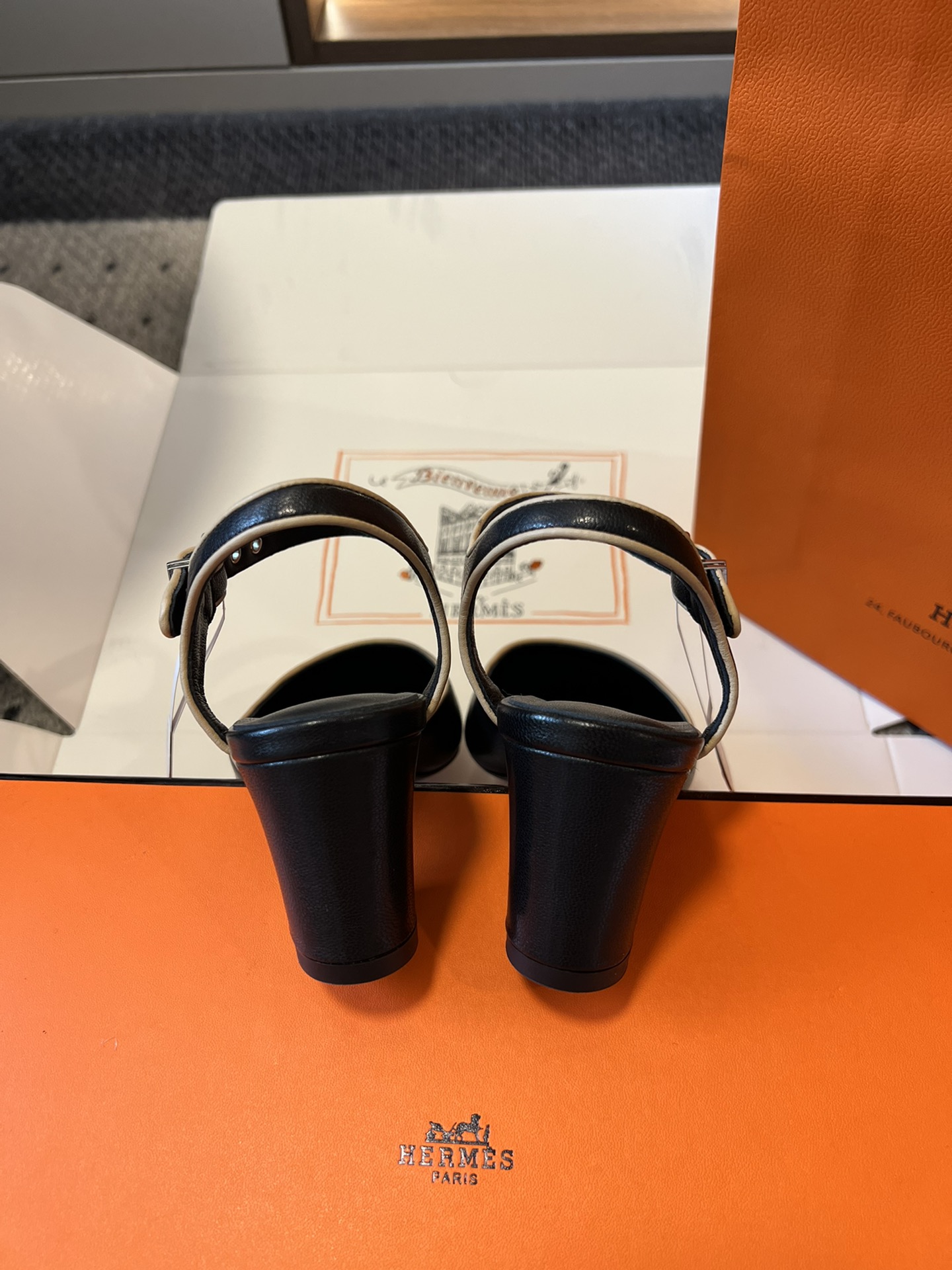 HERMES   0739
