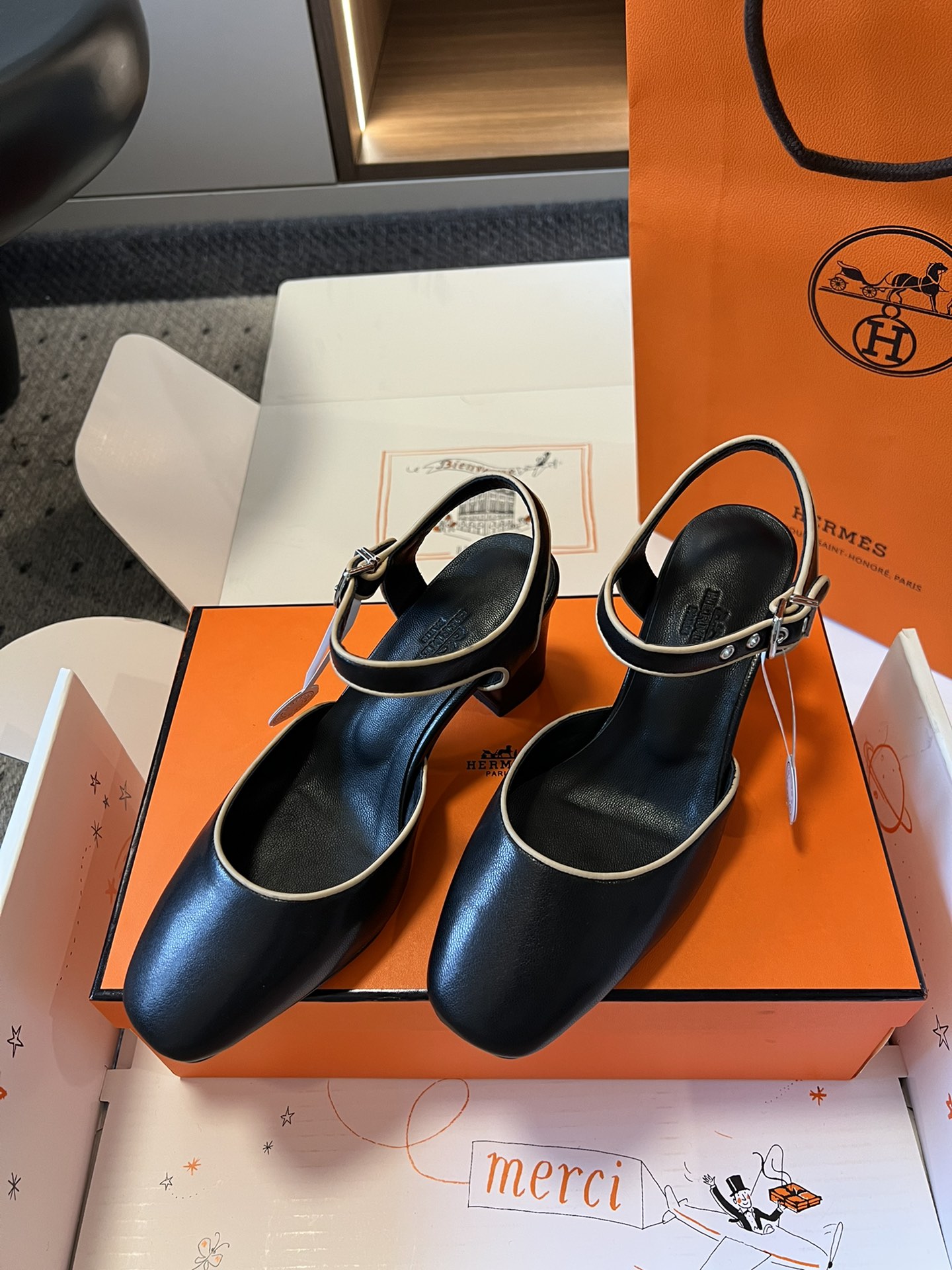 HERMES   0739