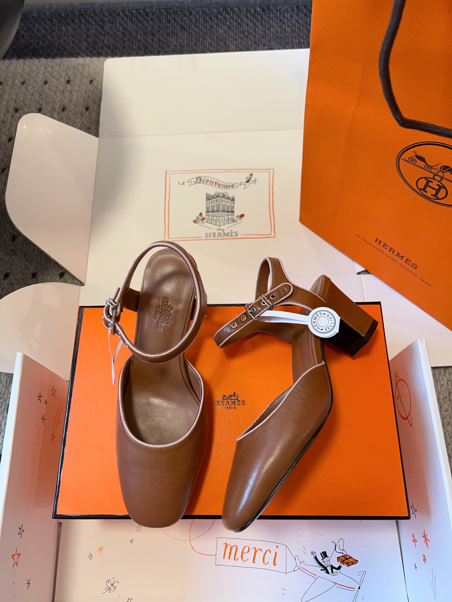 HERMES   0749