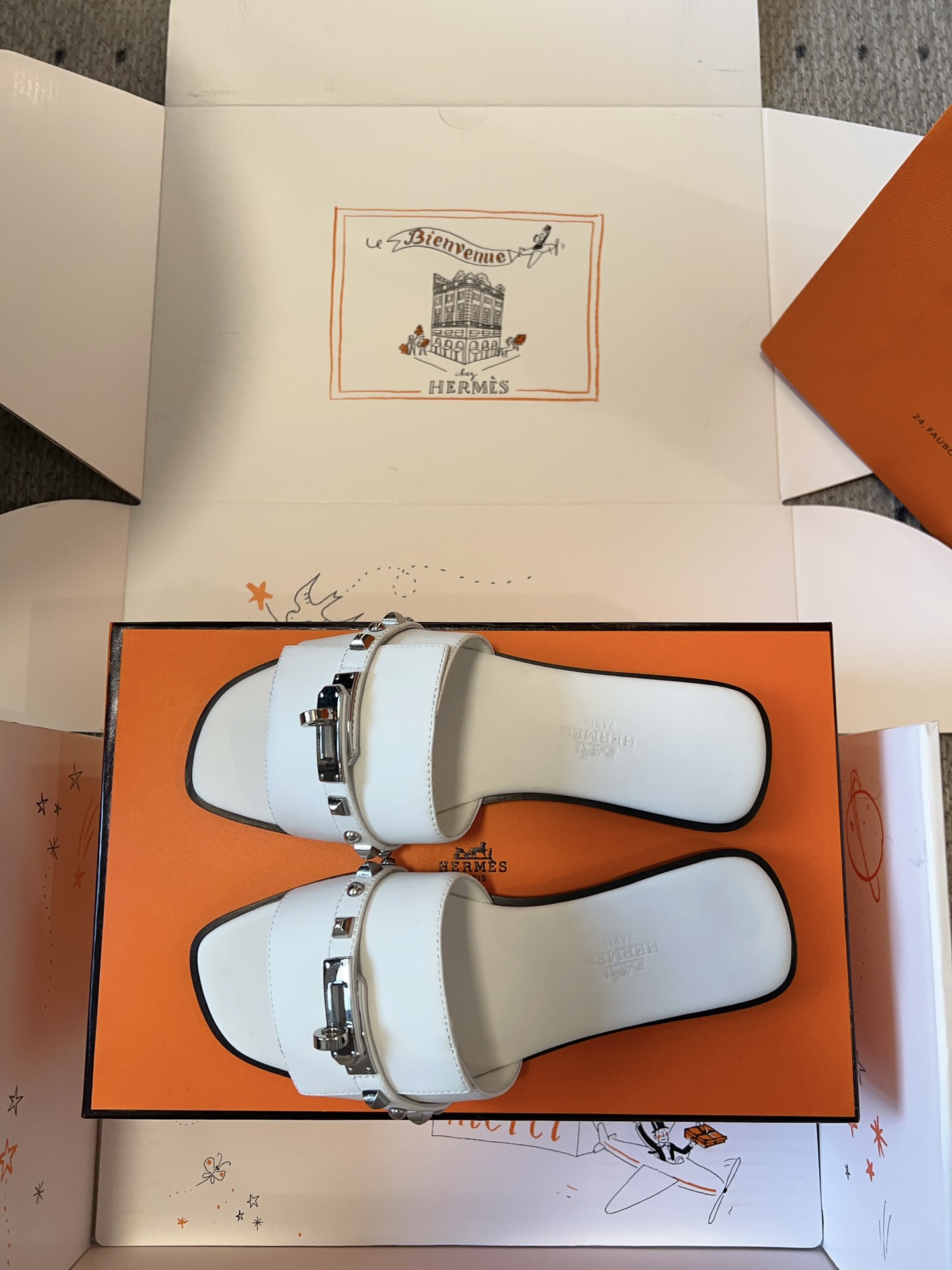 HERMES   0809