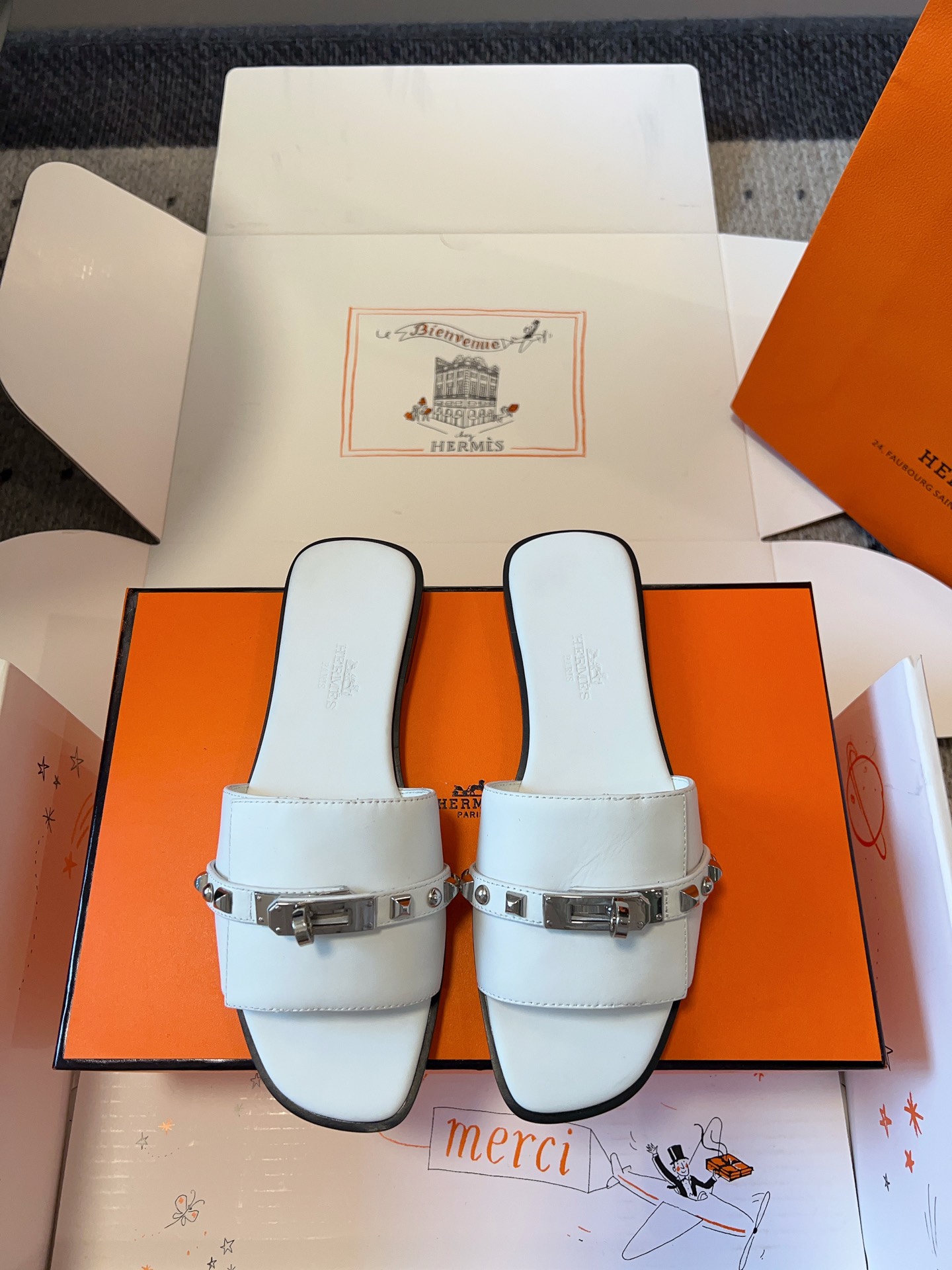 HERMES   0809