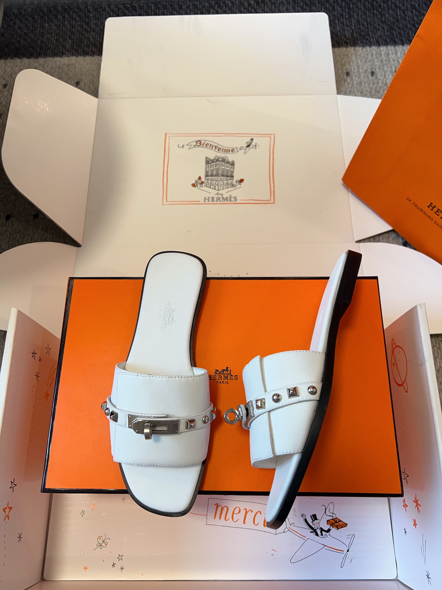 HERMES   0809