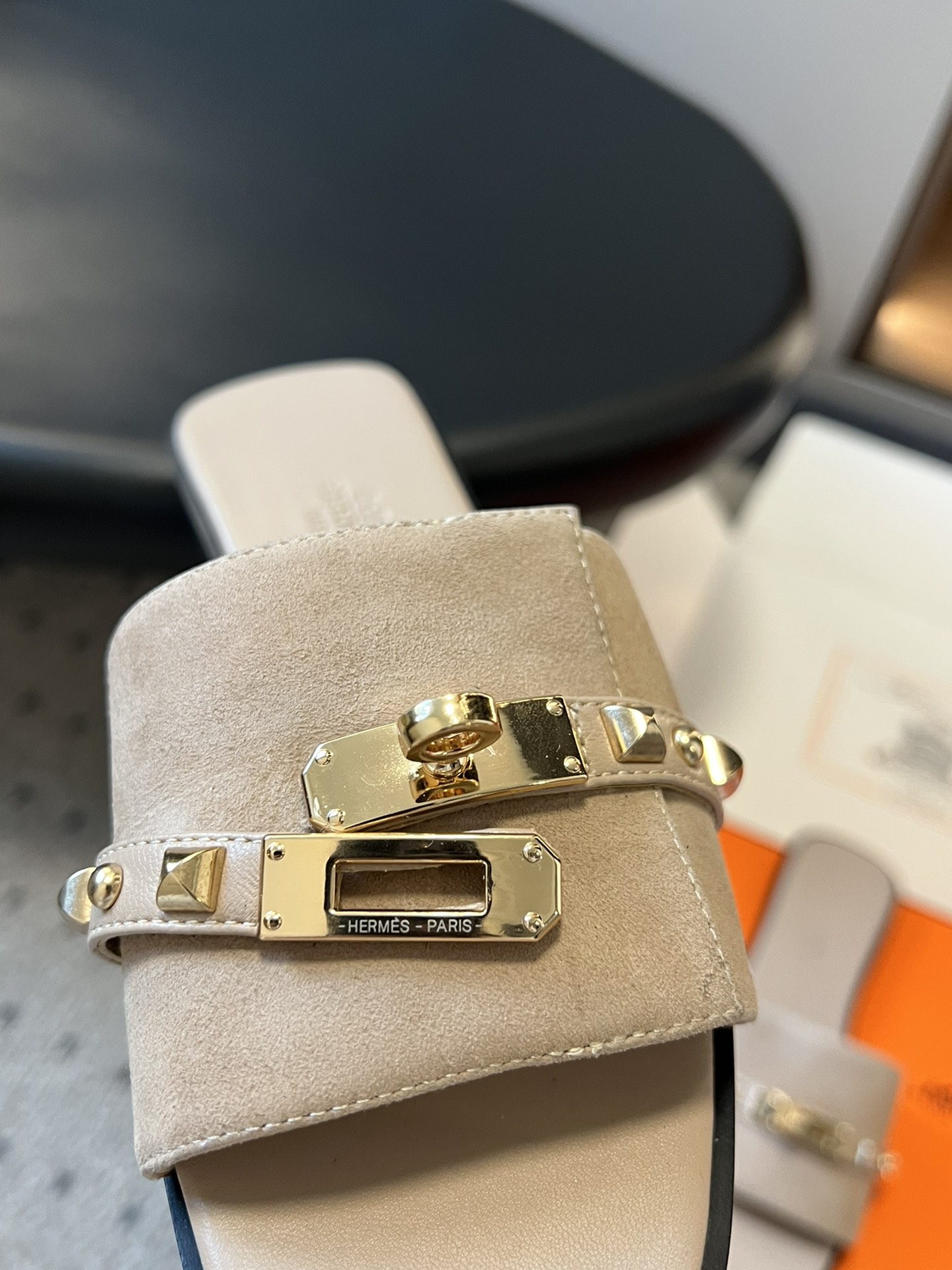 HERMES   0819