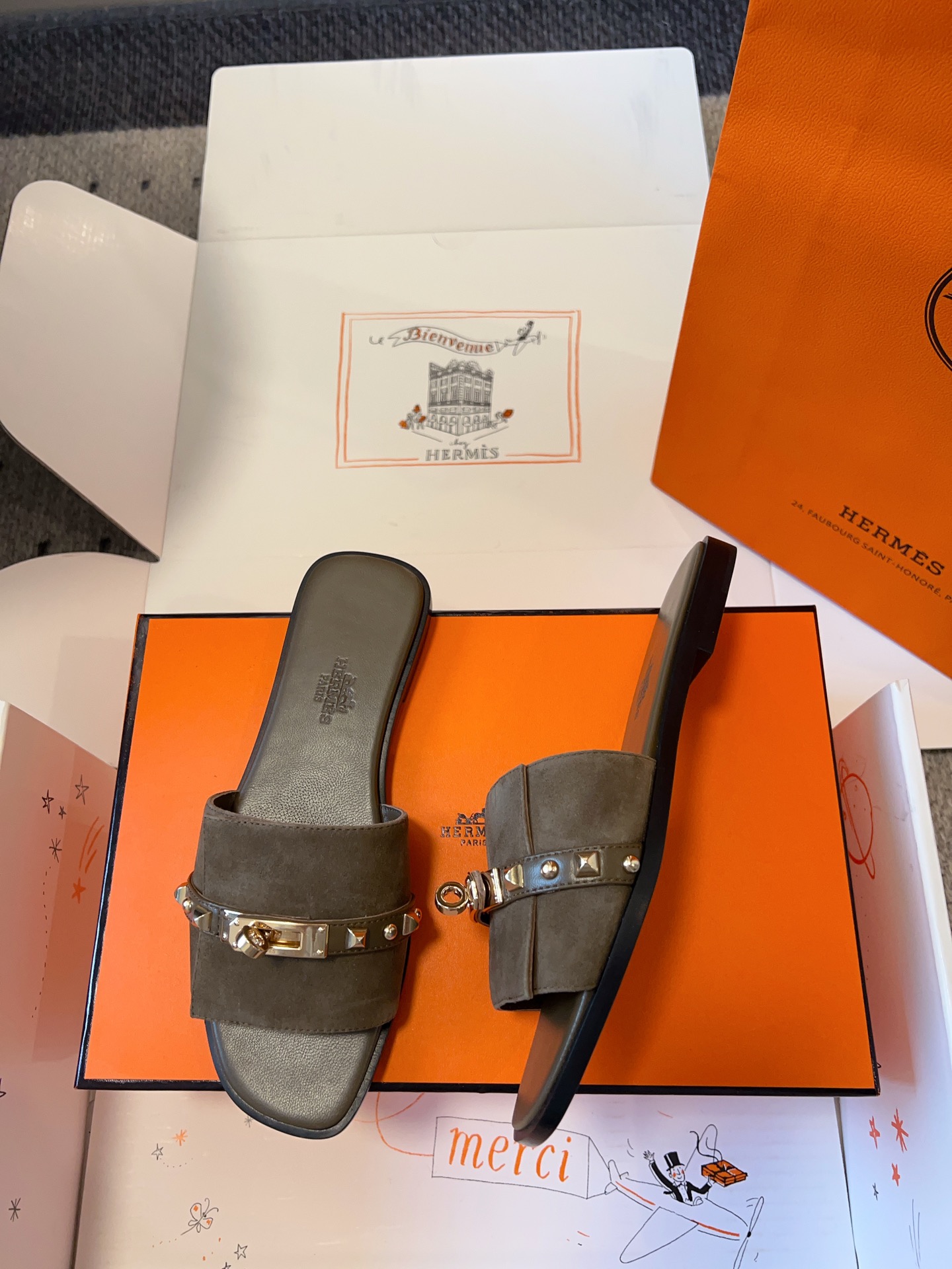 HERMES   0829