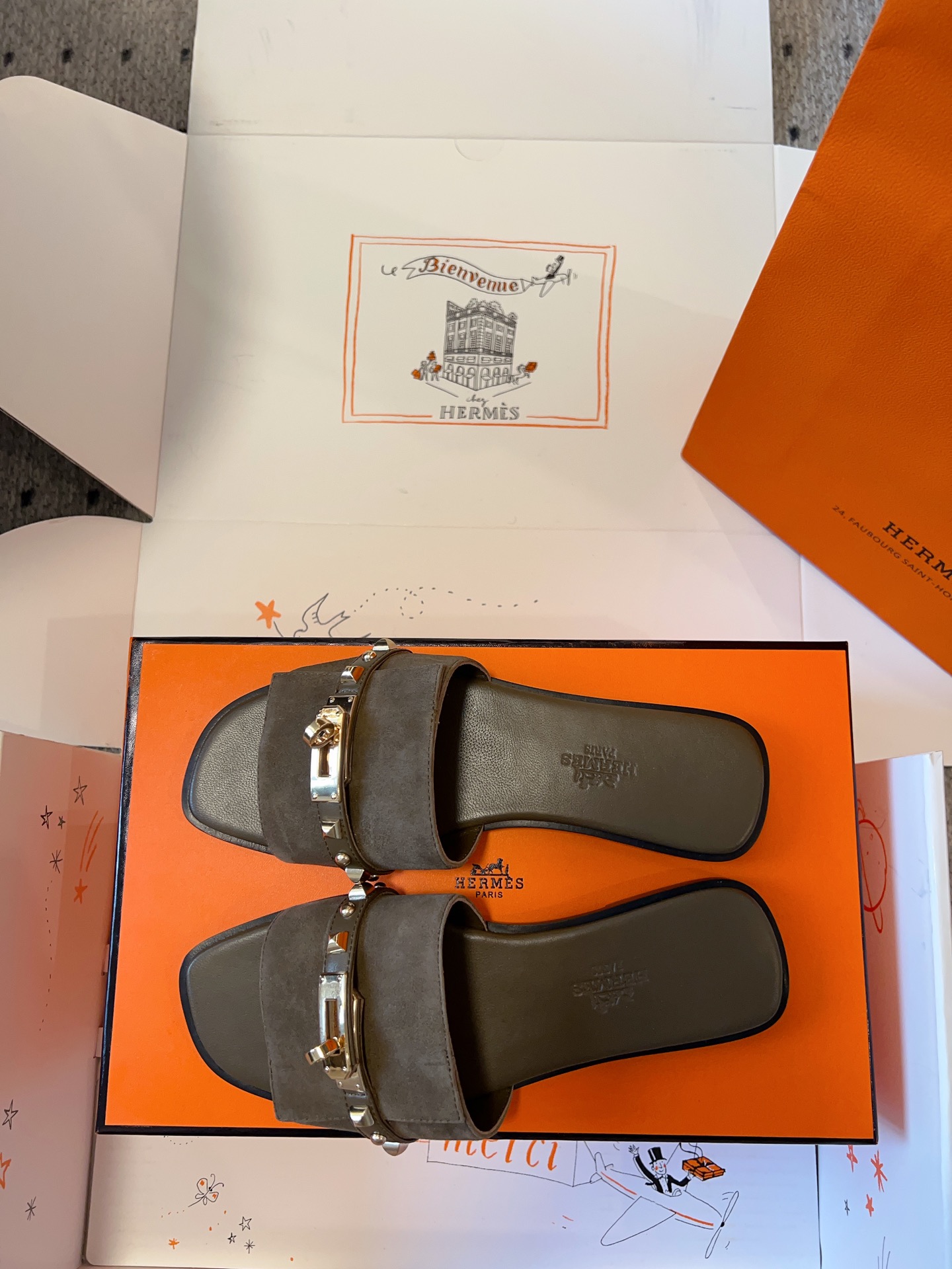 HERMES   0829